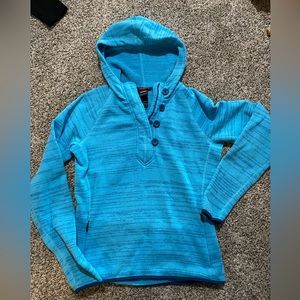 Womens North Face  pull over
